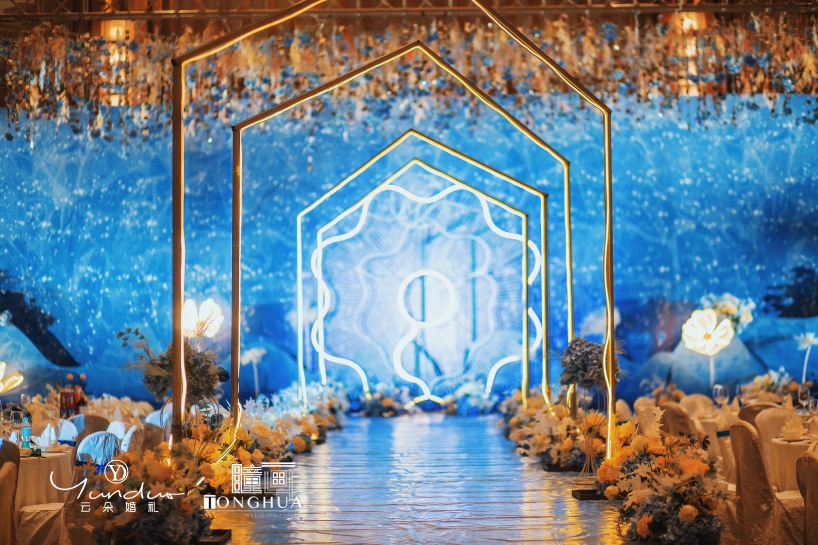 麗江全程婚禮大型策劃執(zhí)行就選麗江復華麗朗度假酒店